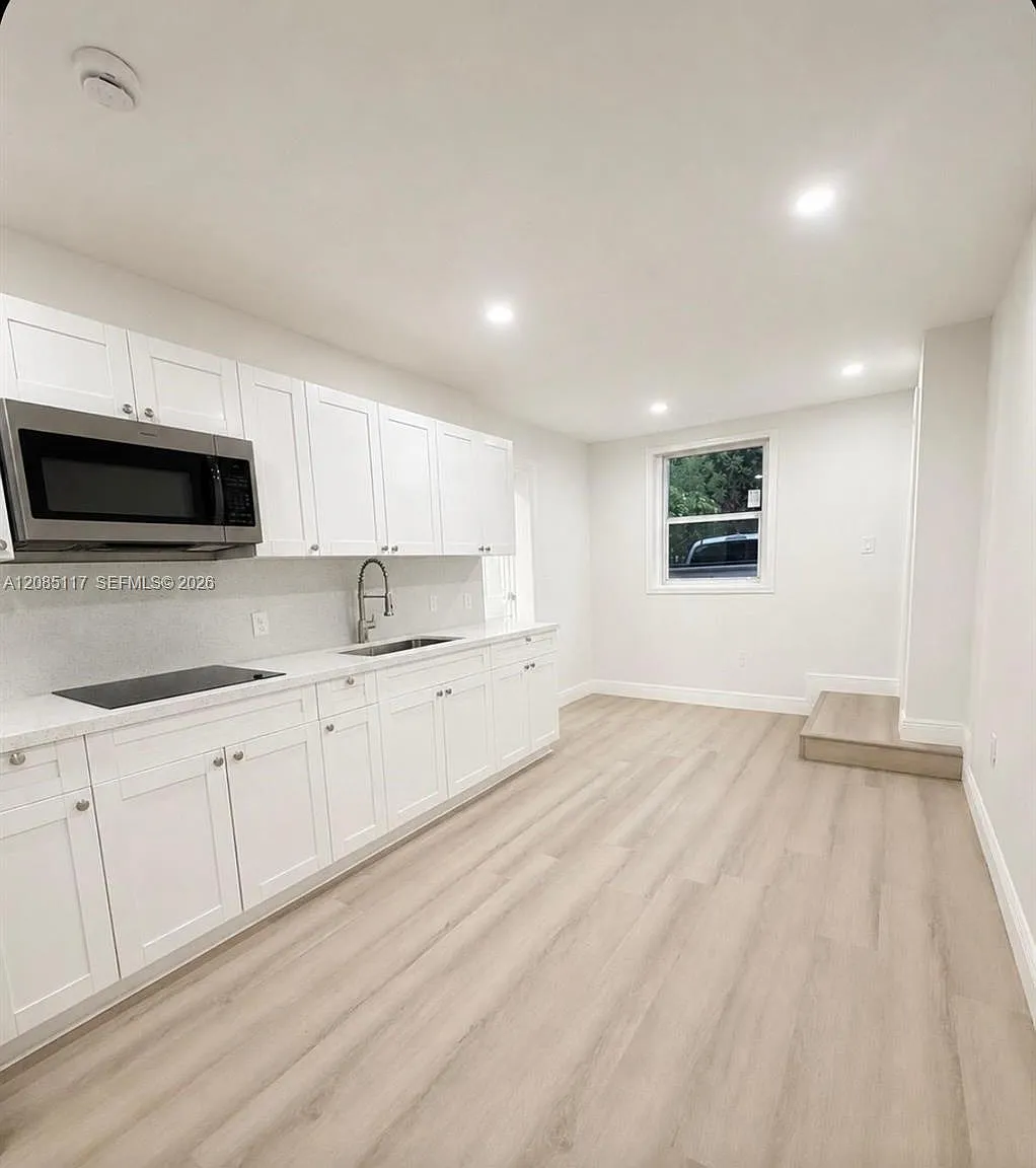 West Miami Shores Sec D — Photo 1