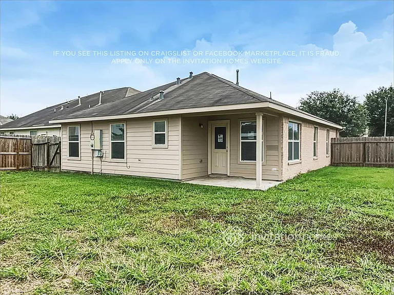 4026 Hawthorn Arbor Ct — Photo 17
