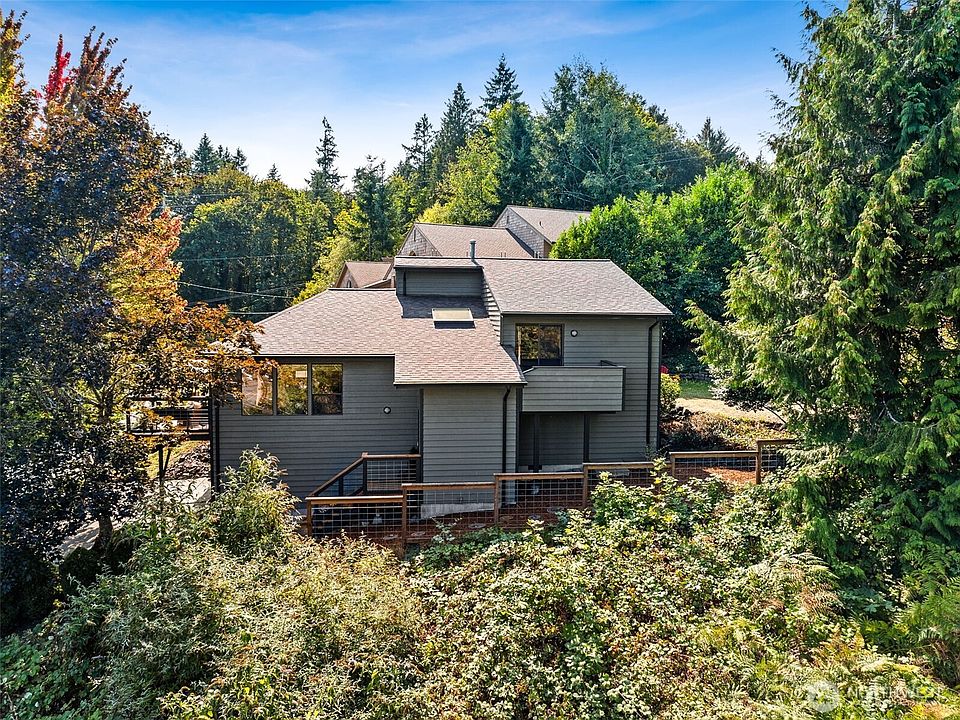 1st image of 217 N 7th Avenue SW