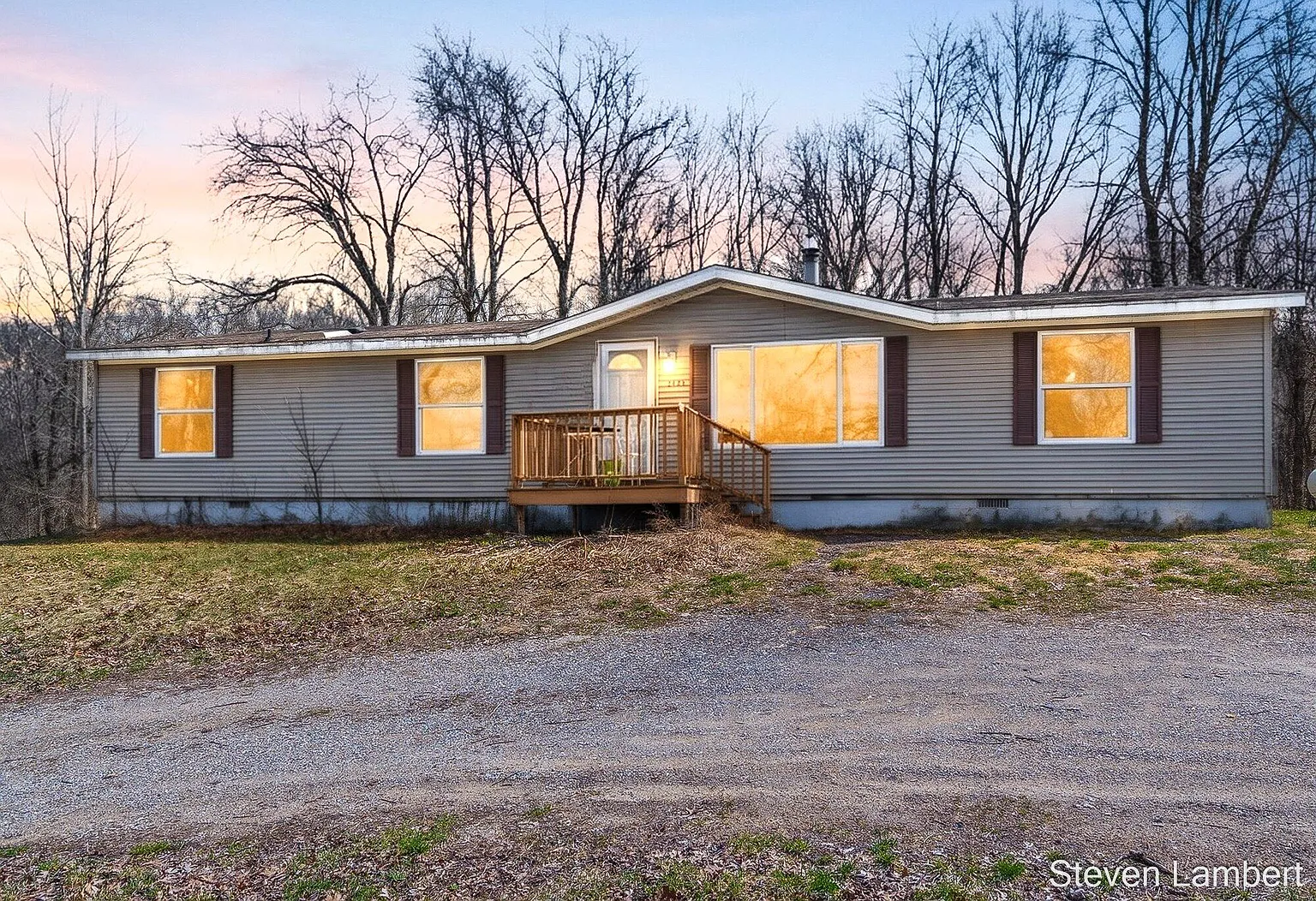 762 Dollies Ln photo 1
