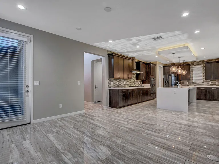 6005 Andezano Dr — Photo 9