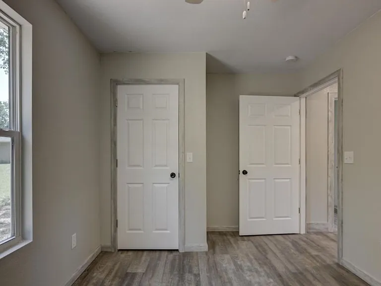 1601 Ridgewood Rd #B — Photo 2