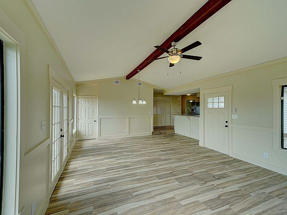 3rd image of 1516 S Kimbrel Ave