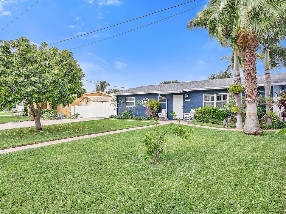 1st image of 4681 SW 42nd Avenue