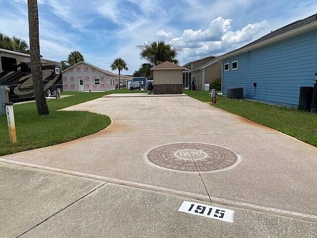 1st image of 1915 Payne Stewart Dr #197