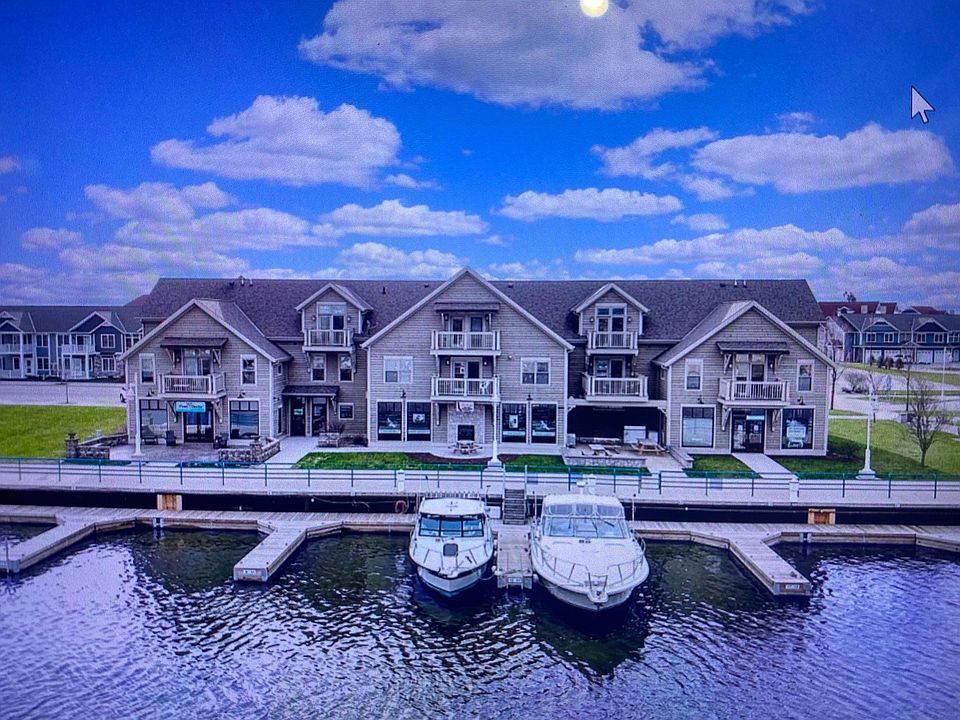 1st image of 650 S Pier Dr APT 3