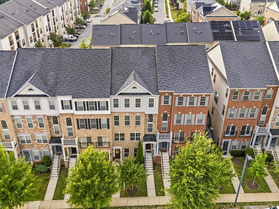 1st image of 2643 Campus Way N