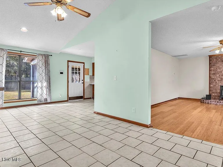 7071 Old Oak Rd NW — Photo 27