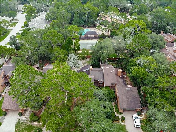 Home For Sale In The Springs