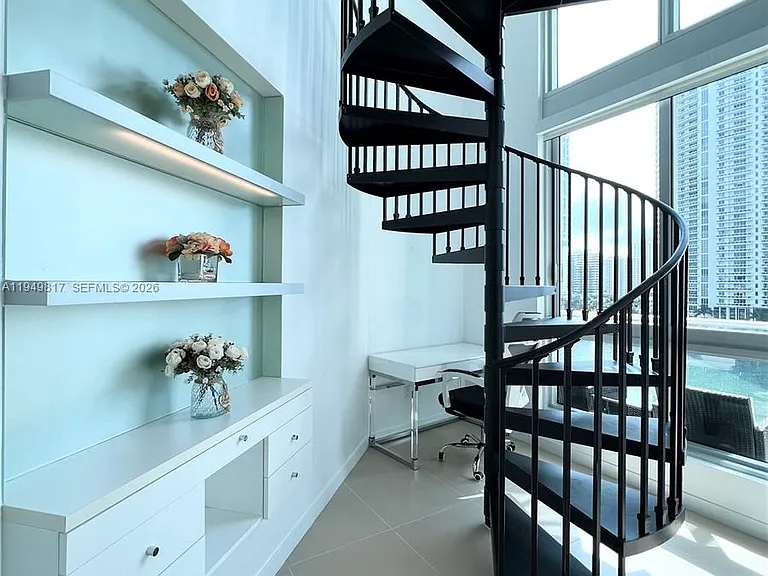 300 S Biscayne Blvd #L-814 — Photo 14