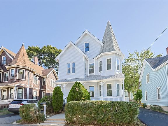 2nd image of 12 Norwood St