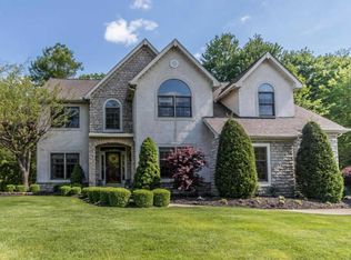 5354 Annandale Ct, Westerville, OH 43082