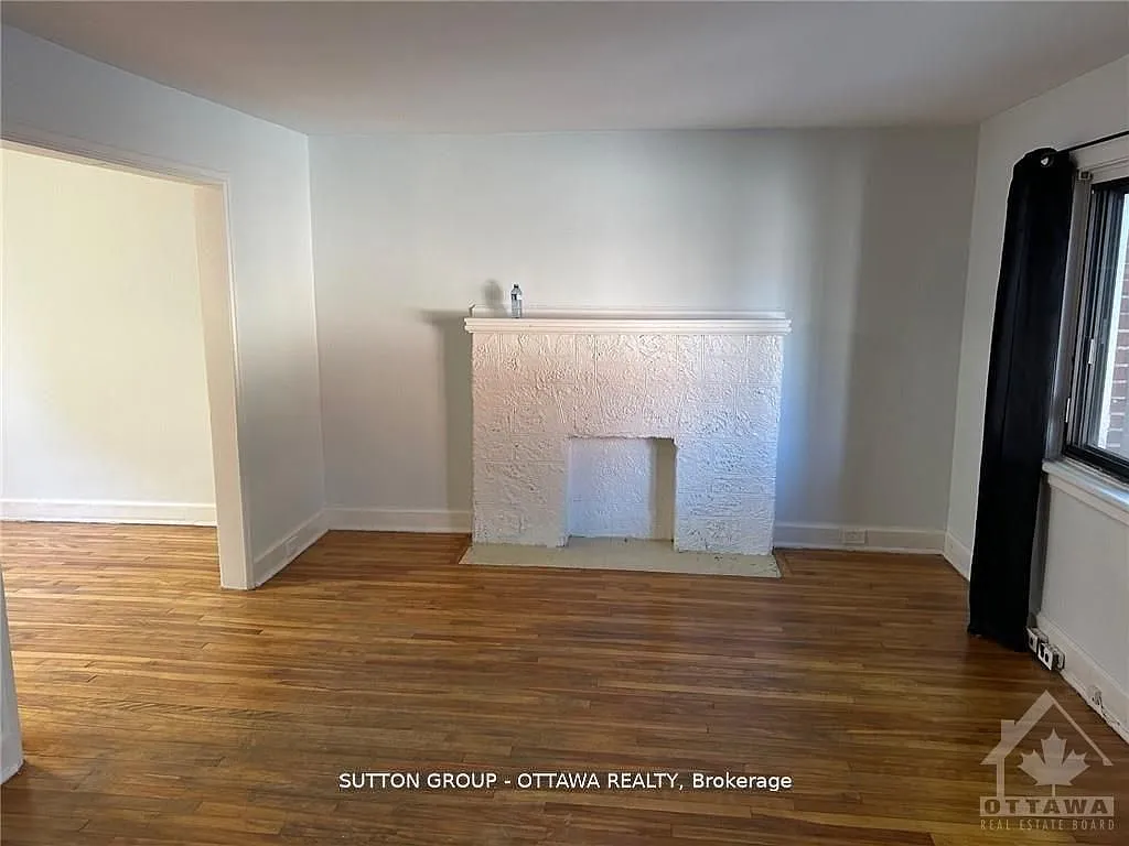 3 bed, $2,200 — Photo 3