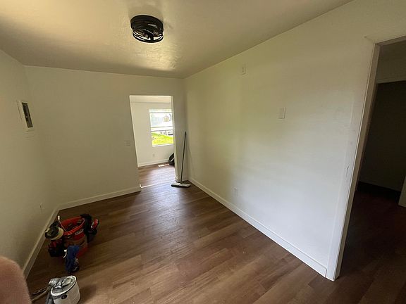 5th image of 14522 NE 138th Pl