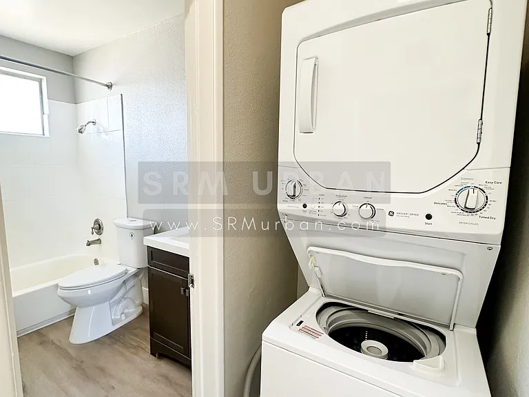 341 Garfield St #C — Photo 5
