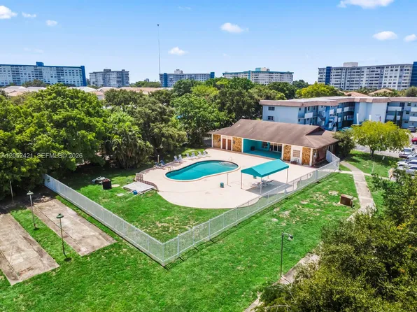 1400 Tallwood Ave APT 107, Hollywood, FL 33021