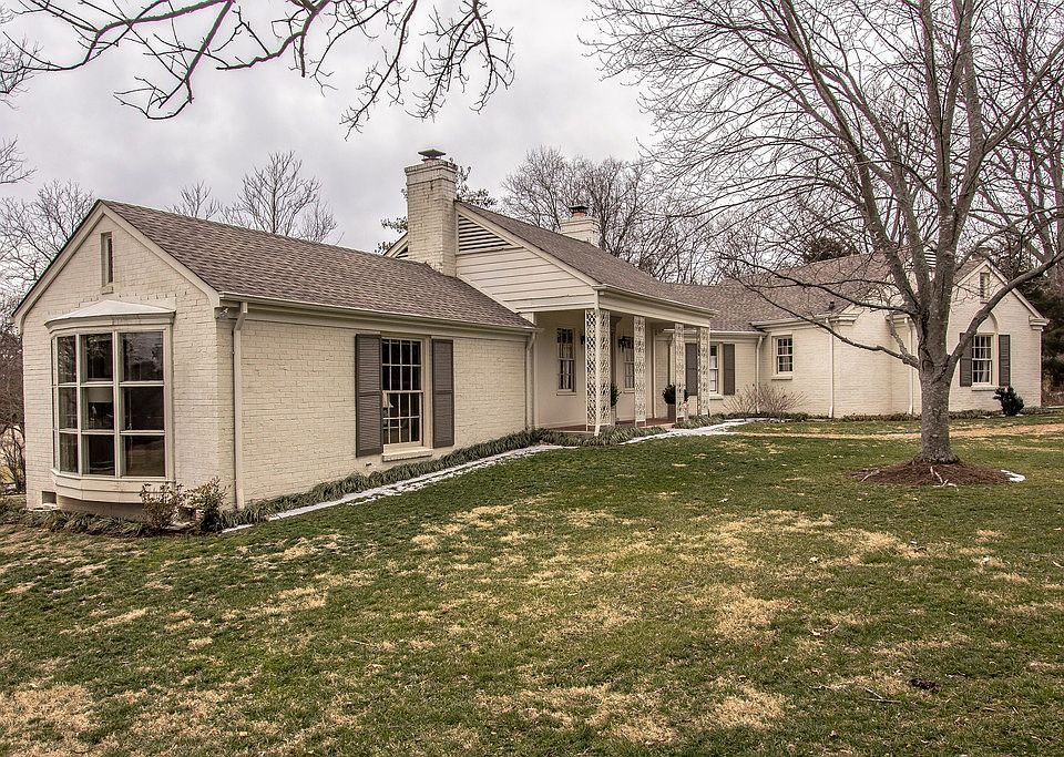 3511 Echo Hill sits on over 1 acre in the heart of Green Hil