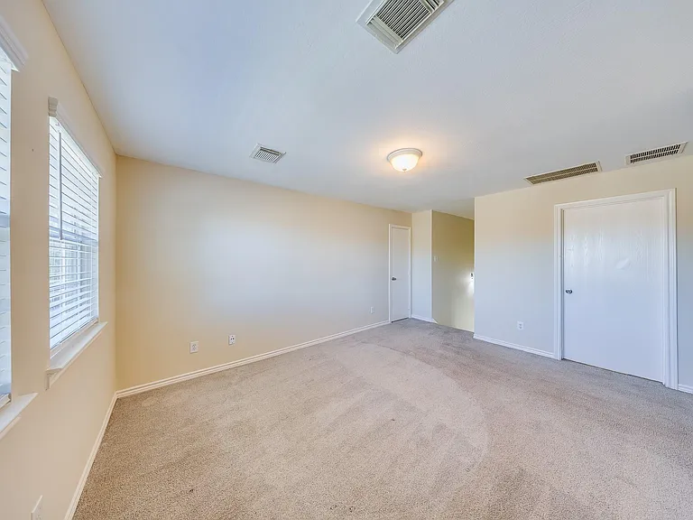 20003 Rustic Lake Ln — Photo 13