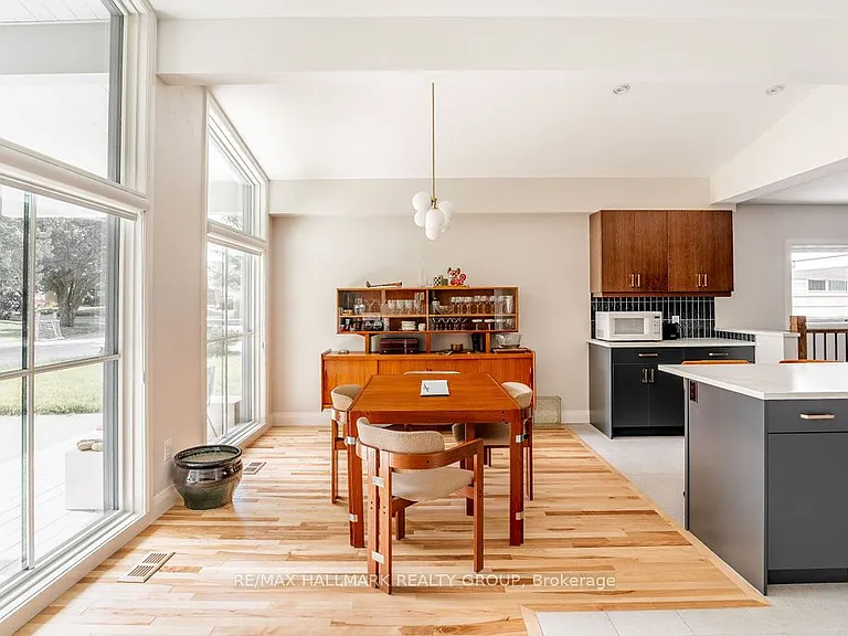 199 Lennox Park Ave — Photo 6