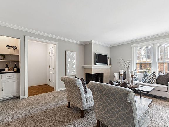 4th image of 123 E Bodley Ave APT 4C