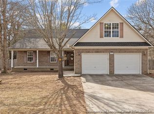 428 Dunbar Dr, Lillington, NC 27546