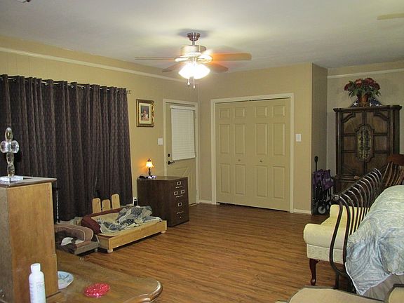 2nd image of 5213 Scenic Dr