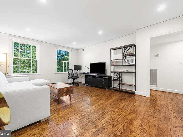 2720 Ordway St NW #3 — Photo 3