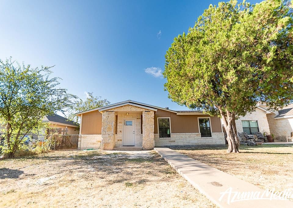 1st image of 605 E 21st St