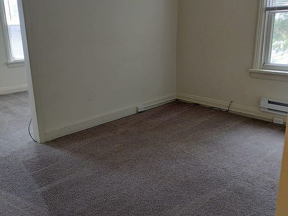 4th image of 221 N 2nd St