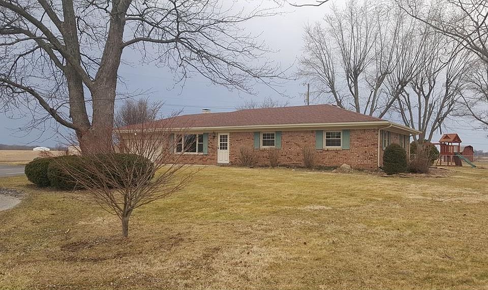 1st image of 200 Hickory Dr
