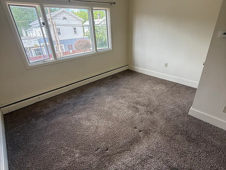 236 Genesee St #3 — Photo 4