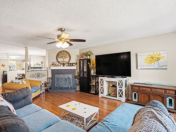 2nd image of 5441 Temecula Rd