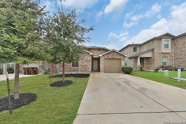 15410 Crimson Topaz — Photo 2