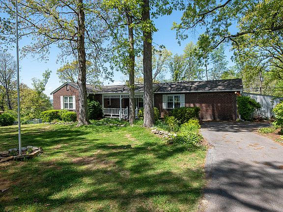 2nd image of 2707 Patrick Ave