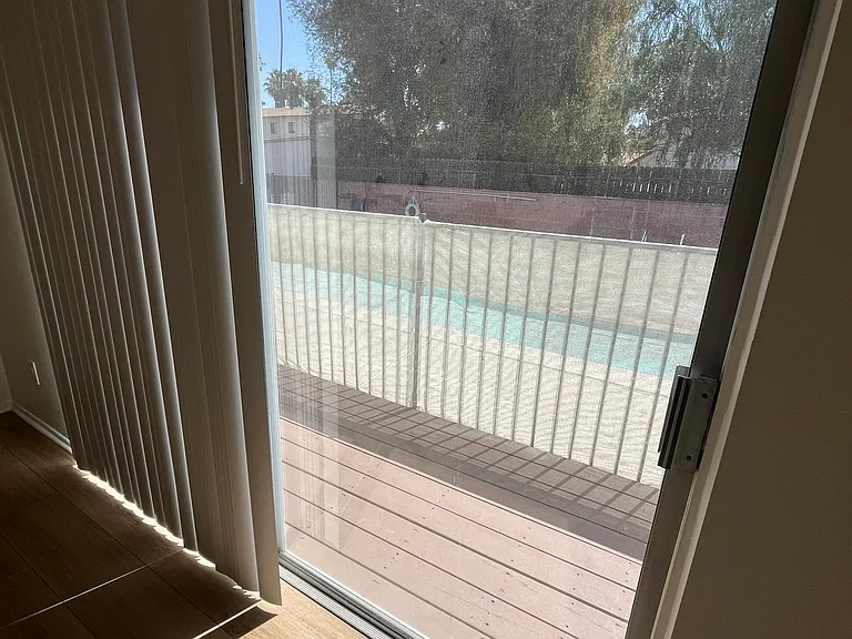 15824 Sherman Way #1 — Photo 4