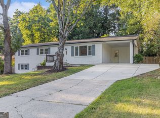 2494 Windmere Dr, Norcross, GA 30071