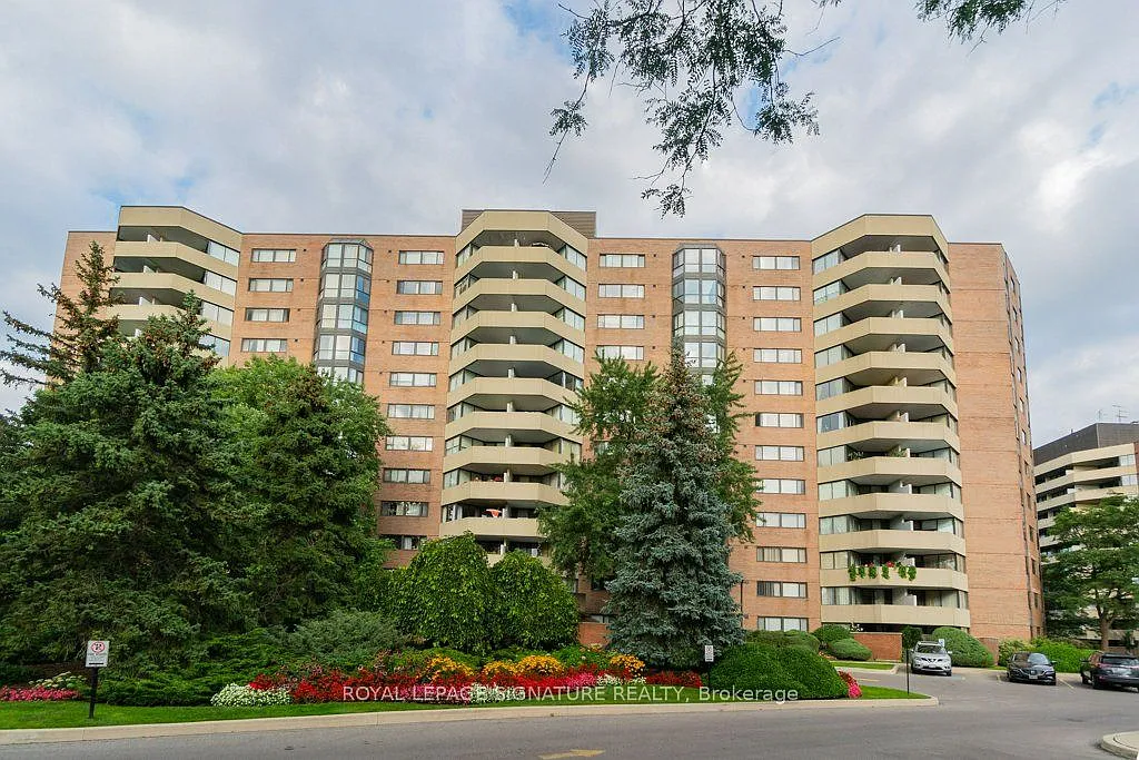 50 Baif Blvd #409 photo 1