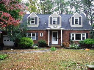 1 Lakeside Dr, Matawan, NJ 07747