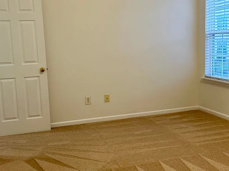 11812 Shoemaker Ct — Photo 7