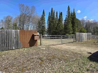 12770 Paradise Lake Rd, Levering, MI 49755