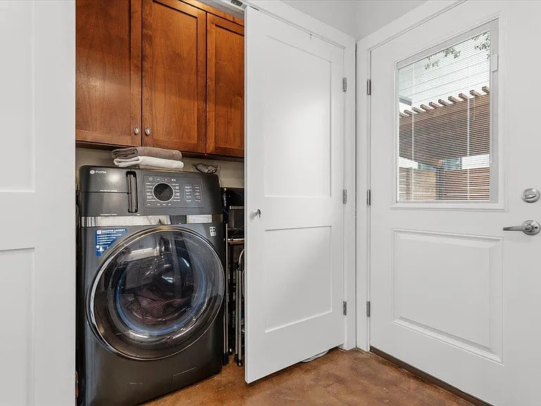 115 Havana St #A — Photo 14