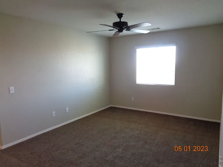 2739 Garnet Ln — Photo 4