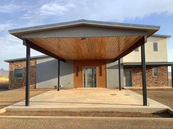 105 Calle Limpia, Alpine, TX 79830