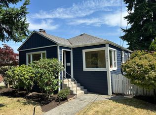 1606 42nd Ave SW, Seattle, WA 98116