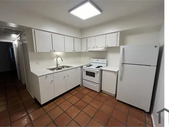 124 S McKemy St APT 12, Tempe, AZ 85281