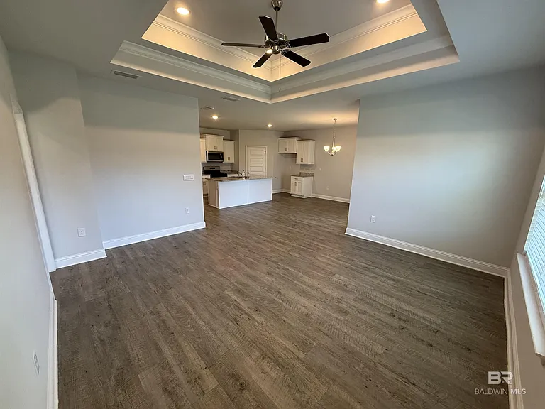 23247 Lieutenant Ave — Photo 10