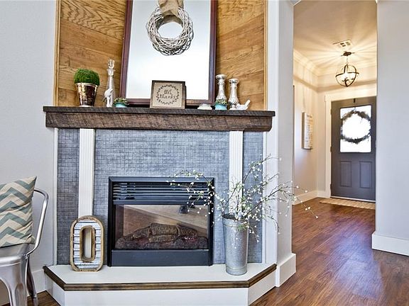 5th image of 11059 Rosebay Ln