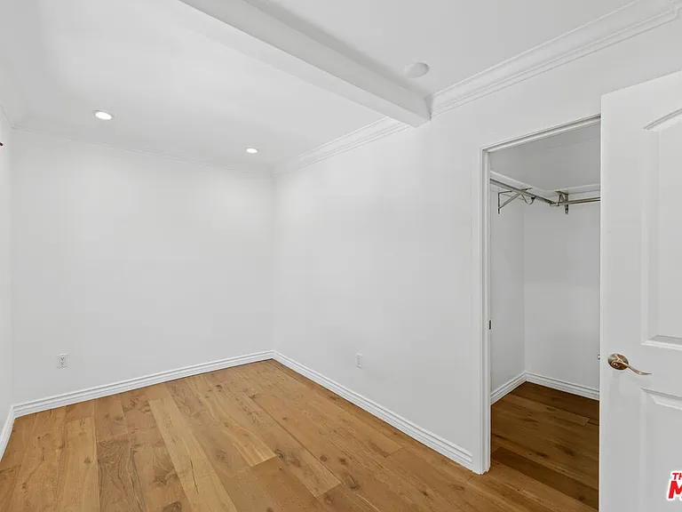 406 N Benton Way — Photo 13