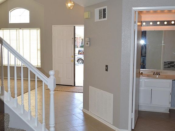 4th image of 12514 Sunbird Ln
