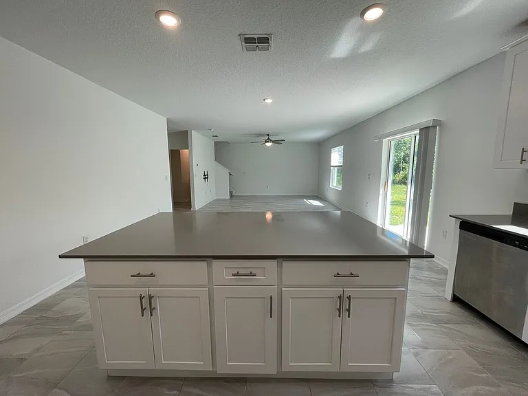 1098 Pacific Dunes Ct — Photo 17